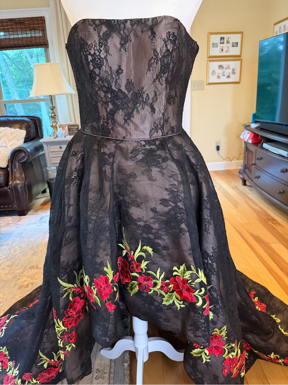 Sherri Hill 51834 High Low Black Lace Embroidered Floral Prom Dress Gown Size 4 - Picture 5 of 15
